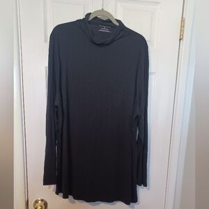 💰 Investments Essentials Turtleneck Top